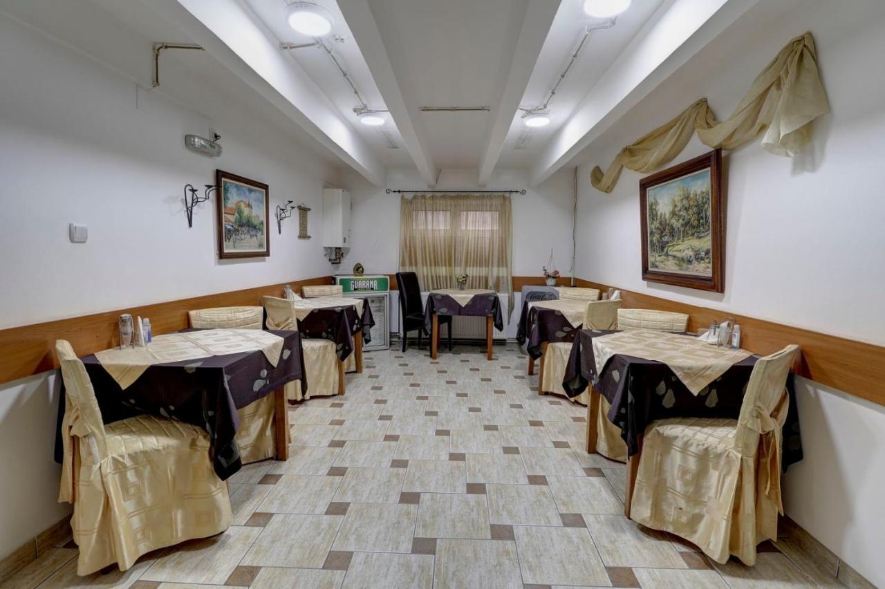 Hotel Perla Ldm Leskovac Экстерьер фото