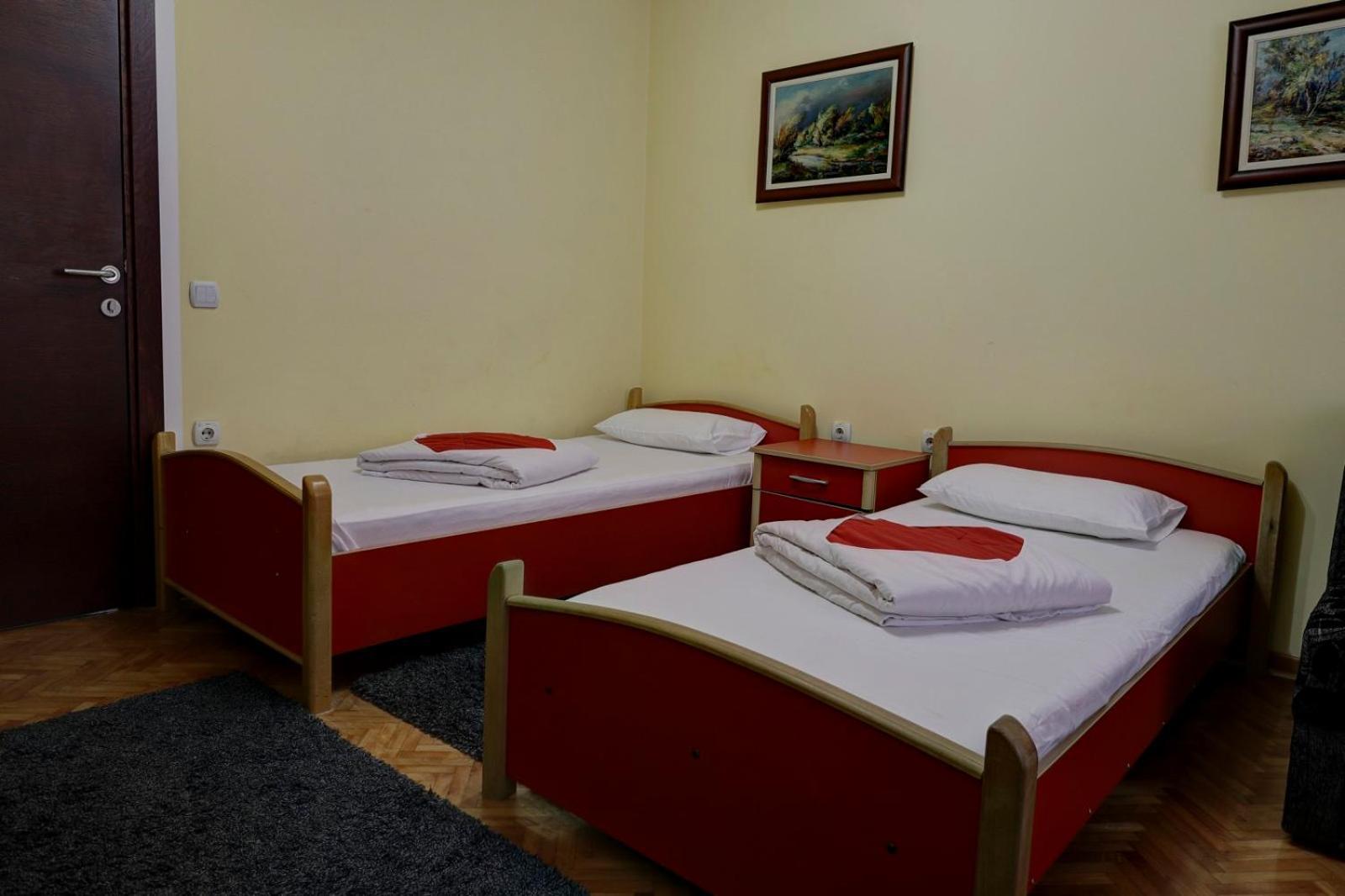 Hotel Perla Ldm Leskovac Экстерьер фото