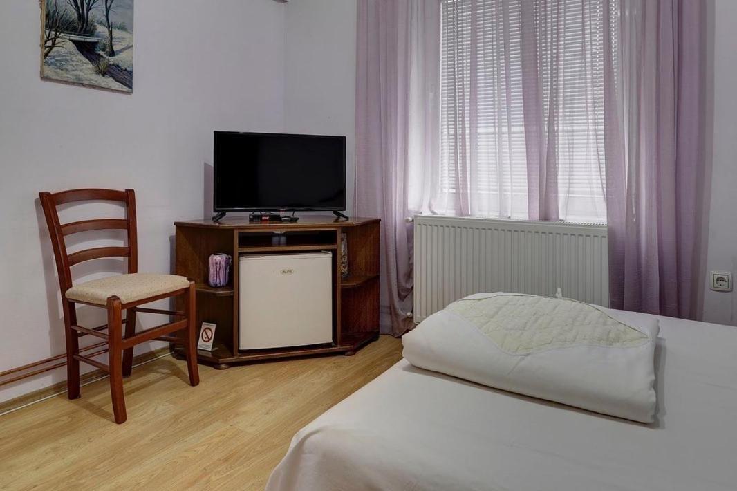 Hotel Perla Ldm Leskovac Экстерьер фото